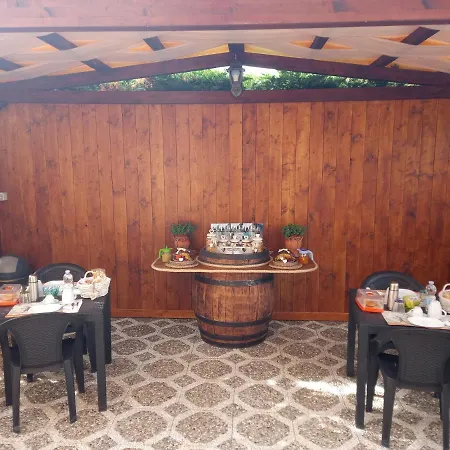 לינה וארוחת בוקר L'oasi Del Sole 3*