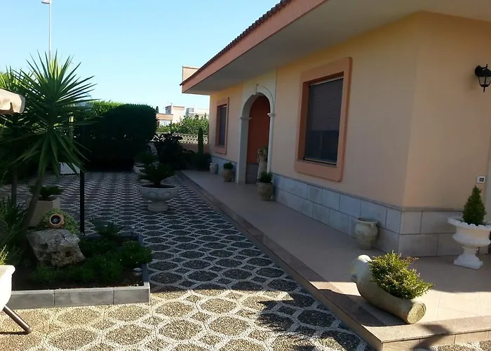לינה וארוחת בוקר L'oasi Del Sole אוג'אנו לה קייזה