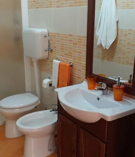 Bed & Breakfast L'oasi Del Sole 3*